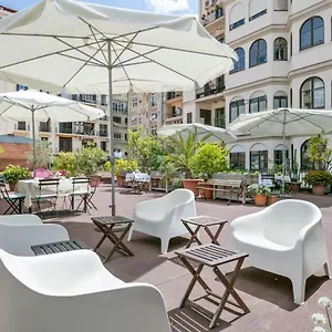 https://mihlton-barcelona.catalonia-hotels.com